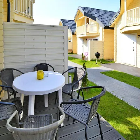 With Pool, Whirlpool, Sauna, Vakantiehuis Ustronie Morskie