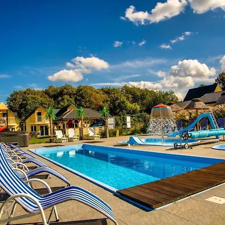 Vakantiehuis With Pool, Whirlpool, Sauna, Ustronie Morskie