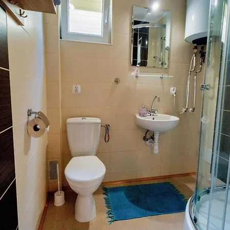 With Pool, Whirlpool, Sauna,
